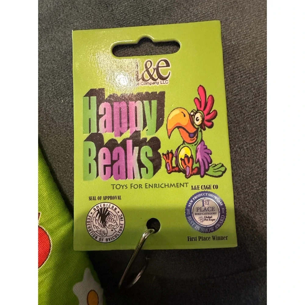 A&E Cage Co Happy Beaks Bird Hut Small Green New HB1507M Chick Pattern Fleece